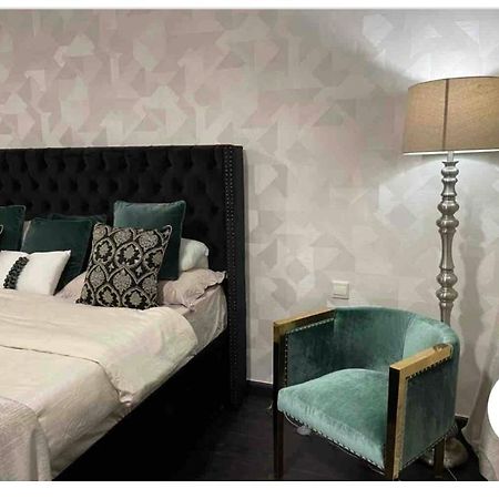 Usmans 1 Bedroom 4 Beds Jbr Huge Sea View 120 Sqm 2 Balconies Dubai Esterno foto