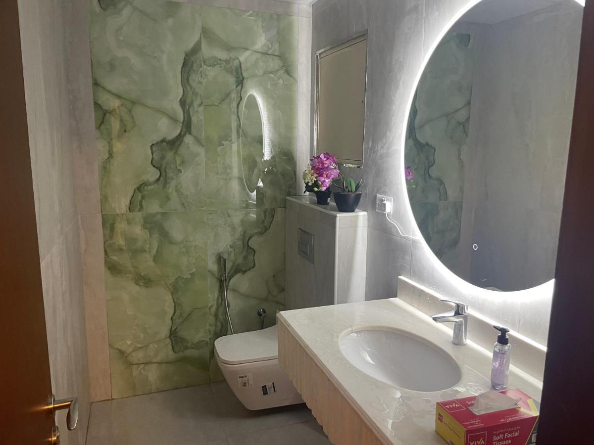 Usmans 1 Bedroom 4 Beds Jbr Huge Sea View 120 Sqm 2 Balconies Dubai Esterno foto